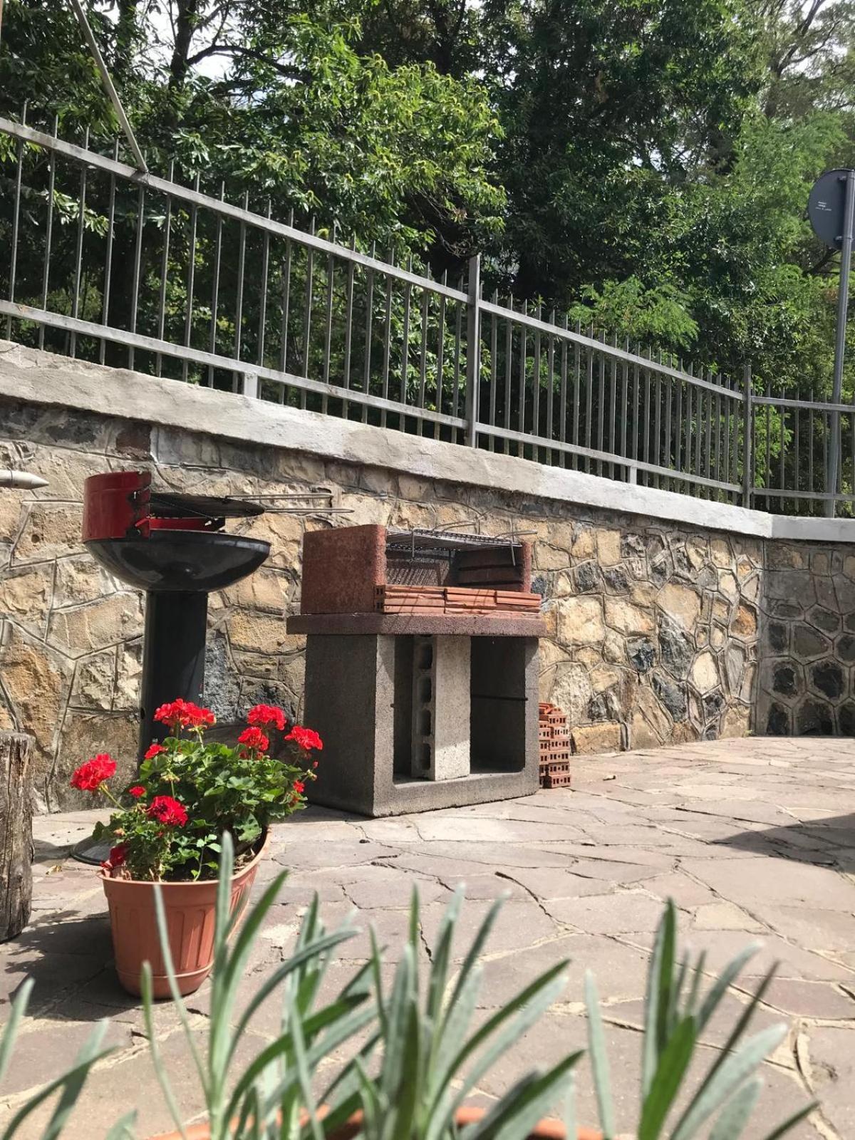 Villa Enrico Монтикио Екстериор снимка